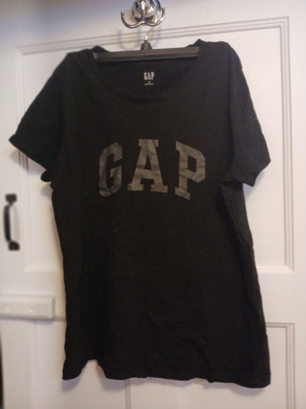 GAP Womens M Black Gap Shirt